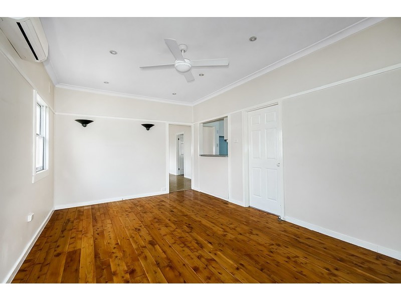 89 Juno Parade, Greenacre NSW 2190