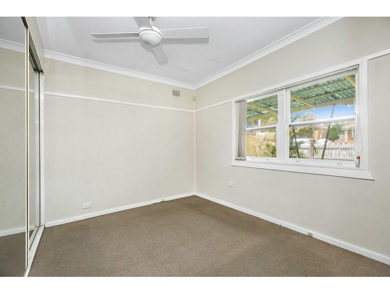 89 Juno Parade, Greenacre NSW 2190