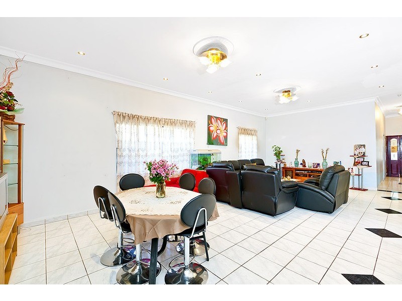 19 Boronia Street, Belfield NSW 2191