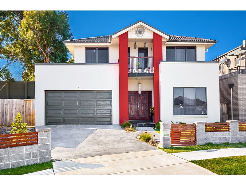 5 Nicholls Way, Pemulwuy NSW 2145