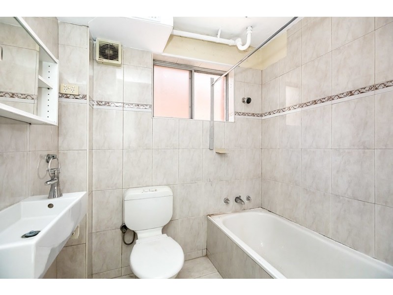 1/42 Macquarie Road, Auburn NSW 2144