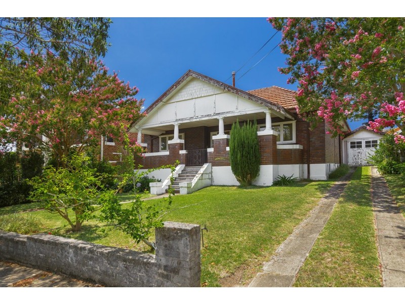 4 Wallis Avenue, Strathfield NSW 2135