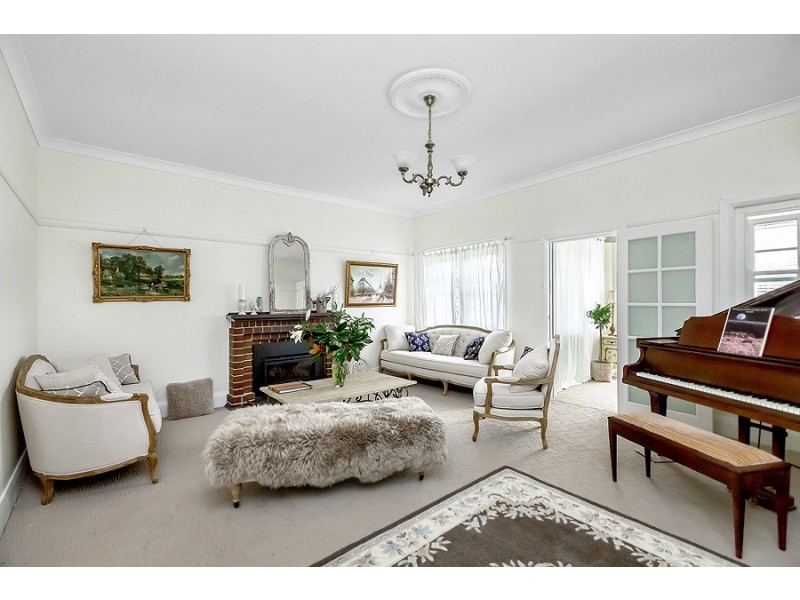 60 Shortland Avenue, Strathfield NSW 2135