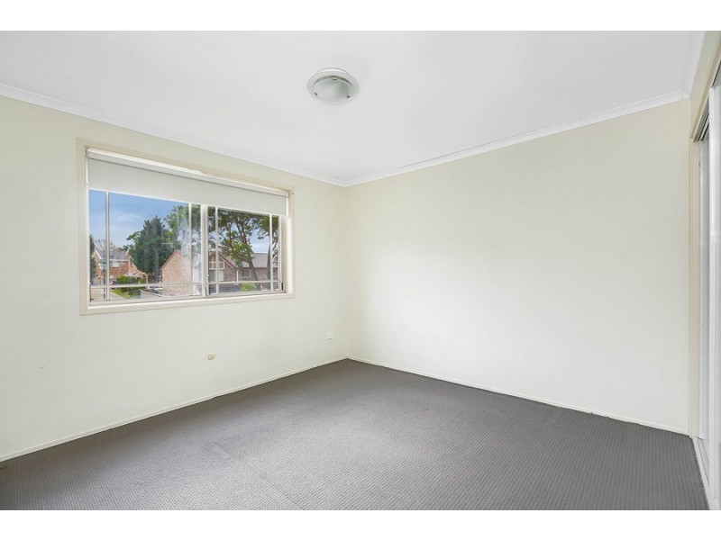1/9 Watergum Way, Greenacre NSW 2190