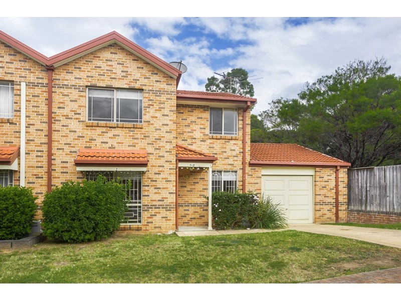 1/9 Watergum Way, Greenacre NSW 2190