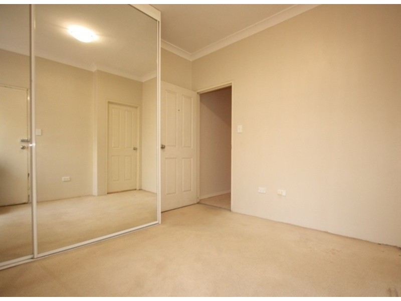 6/21 George Street, Burwood NSW 2134