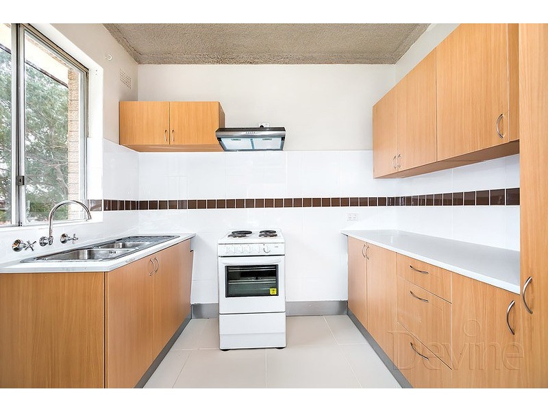 11/18 Kitchener Street, Kogarah NSW 2217