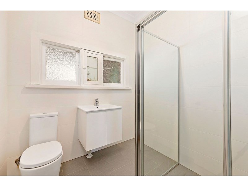 13 The Crescent, Homebush NSW 2140