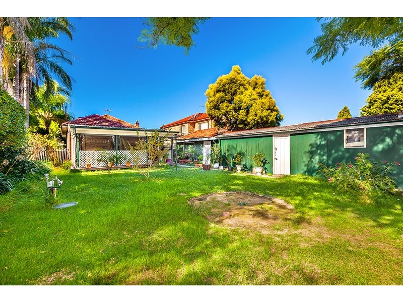 1 Melville Avenue, Strathfield NSW 2135