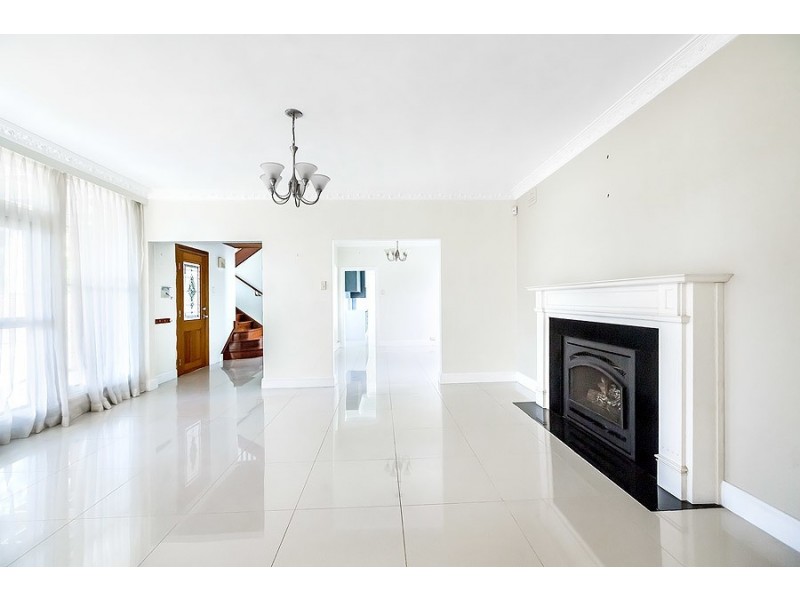 6 Malvern Crescent, Strathfield NSW 2135