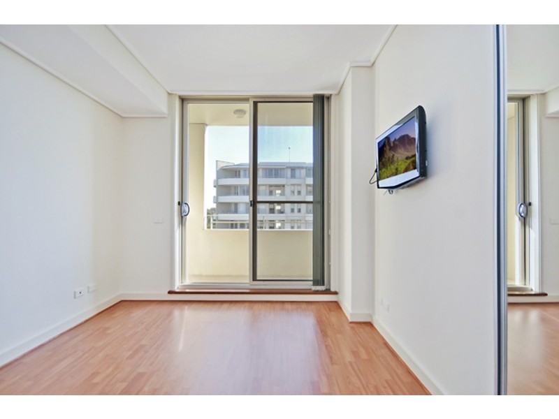 602/2 The Piazza, Wentworth Point NSW 2127