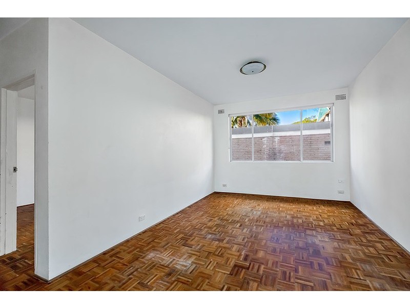 2/19 Chandos Street, Ashfield NSW 2131