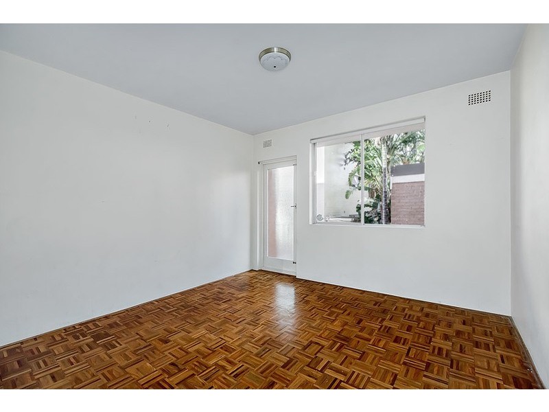 2/19 Chandos Street, Ashfield NSW 2131