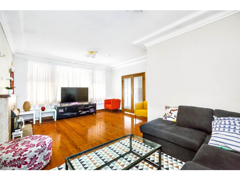 1 Allenby Crescent, Strathfield NSW 2135