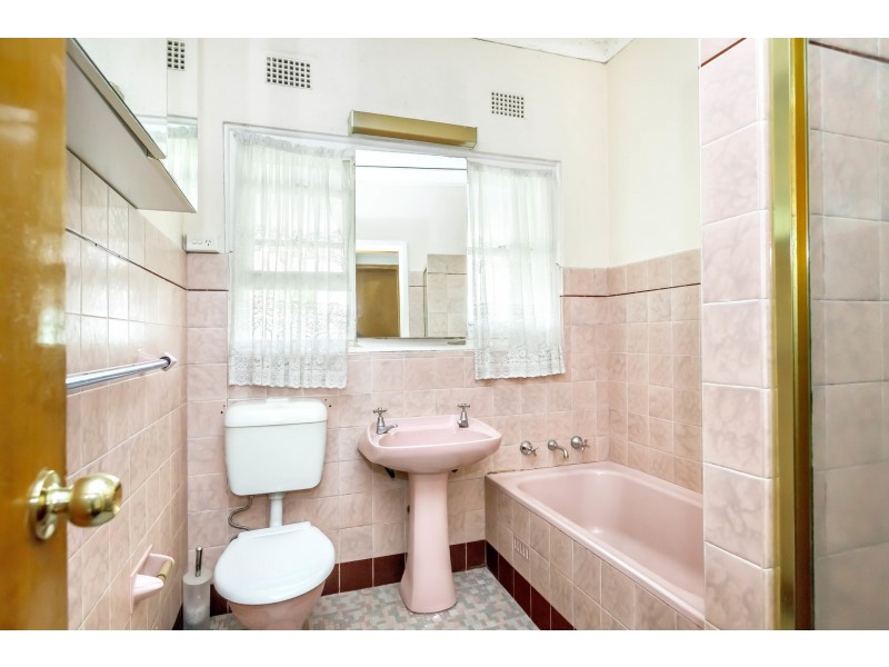 1 Allenby Crescent, Strathfield NSW 2135