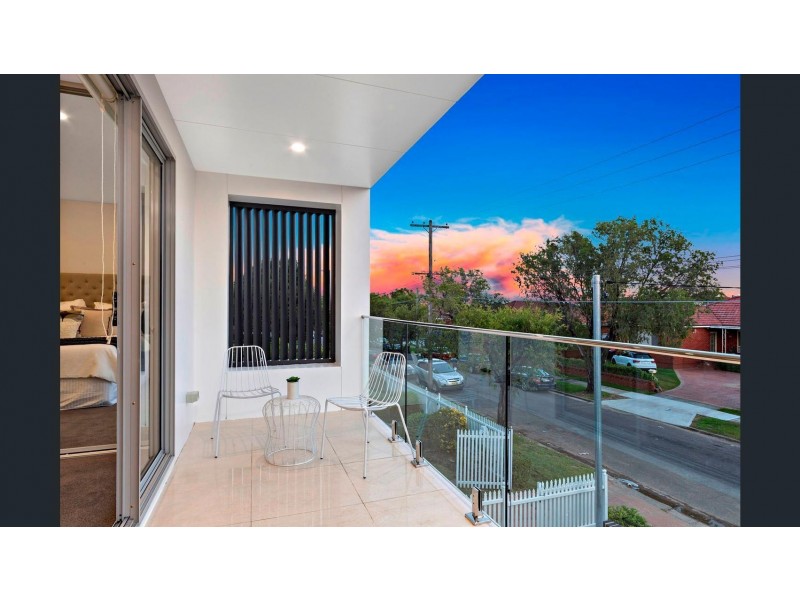 25A Latvia Avenue, Greenacre NSW 2190