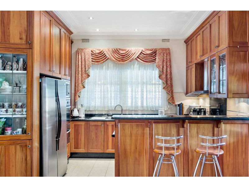 2 Malvern Crescent, Strathfield NSW 2135