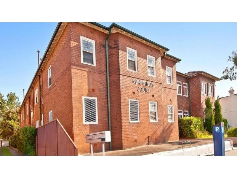 8/18 Railway Parade, Burwood NSW 2134