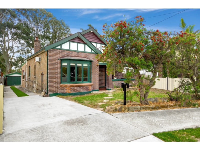 9 Birriwa Avenue, Belfield NSW 2191