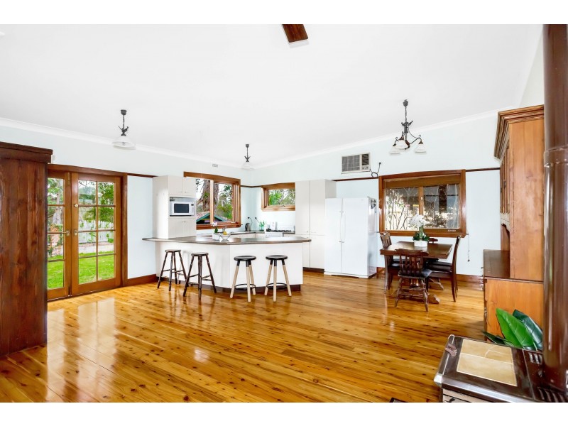 9 Birriwa Avenue, Belfield NSW 2191