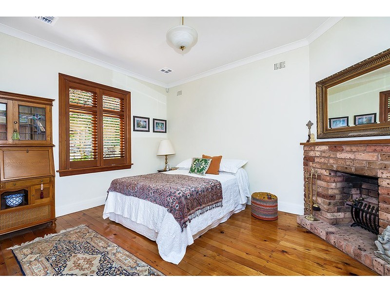 2 Gallipoli Street, Concord NSW 2137