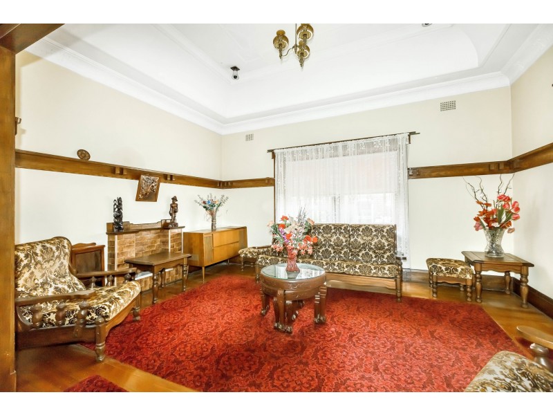 27 Sunbeam Avenue, Burwood NSW 2134