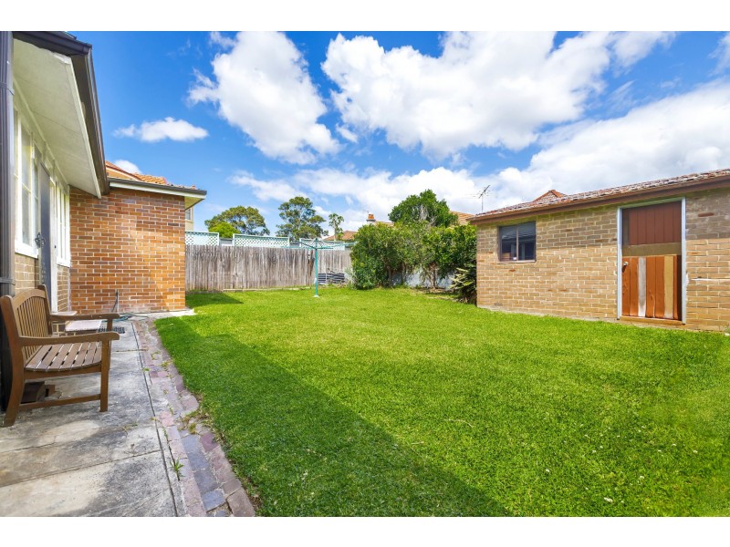27 Sunbeam Avenue, Burwood NSW 2134