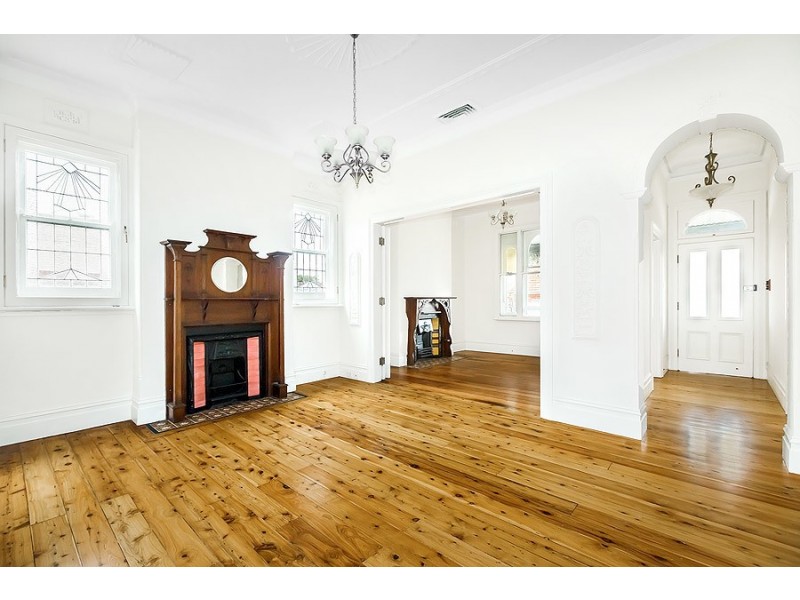 54 Fredrick Street, St Peters NSW 2044