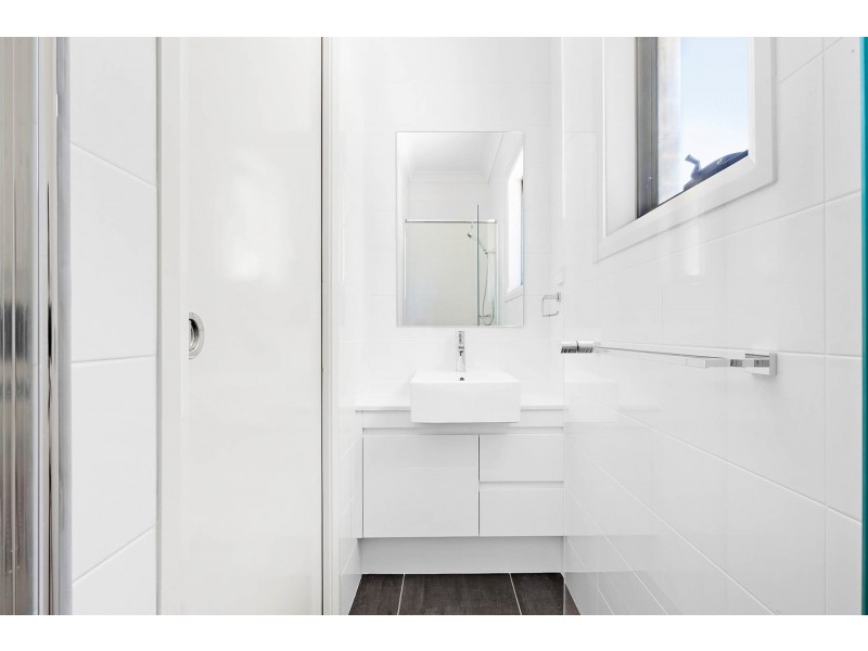 89A Jones Avenue, Potts Hill NSW 2143