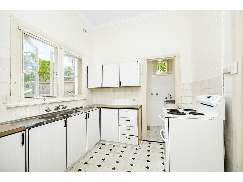 15 Shortland Avenue, Strathfield NSW 2135