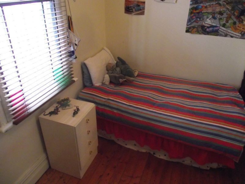 9 Bedford Crescent, Dulwich Hill NSW 2203