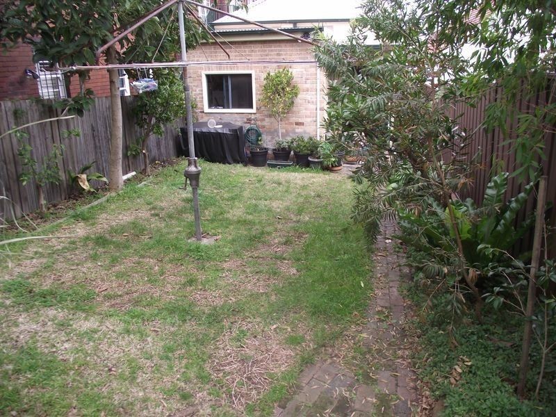 9 Bedford Crescent, Dulwich Hill NSW 2203