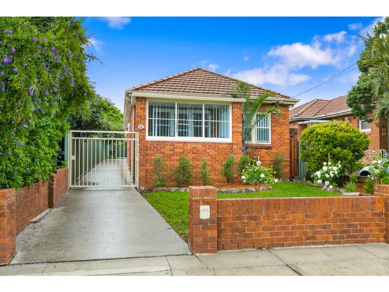 68 Caroline Street, Kingsgrove NSW 2208