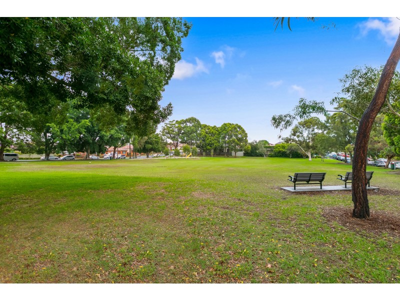 68 Caroline Street, Kingsgrove NSW 2208