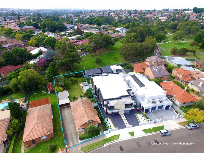 10 Narani Crescent, Earlwood NSW 2206