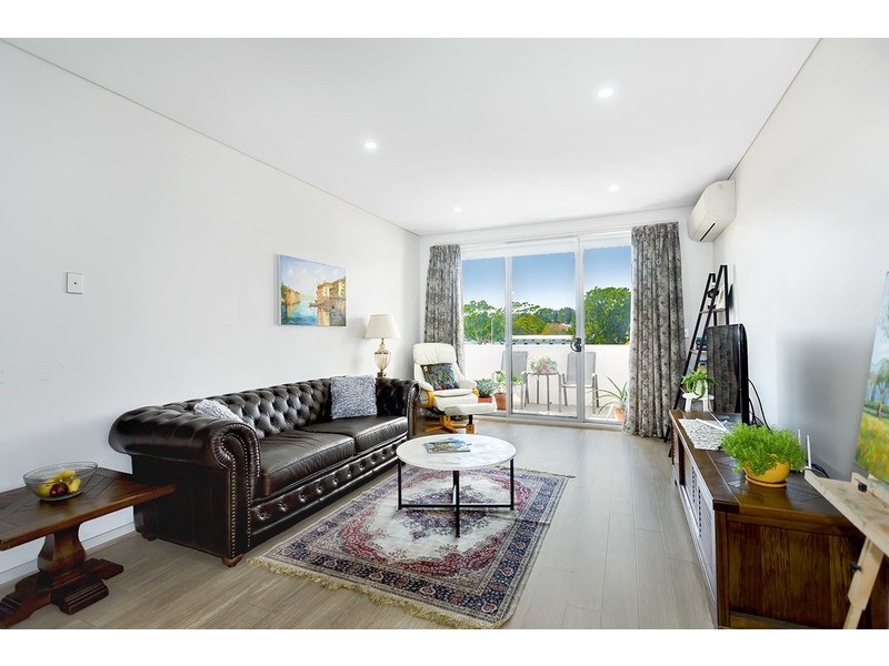 203/8 Broughton Street, Canterbury NSW 2193