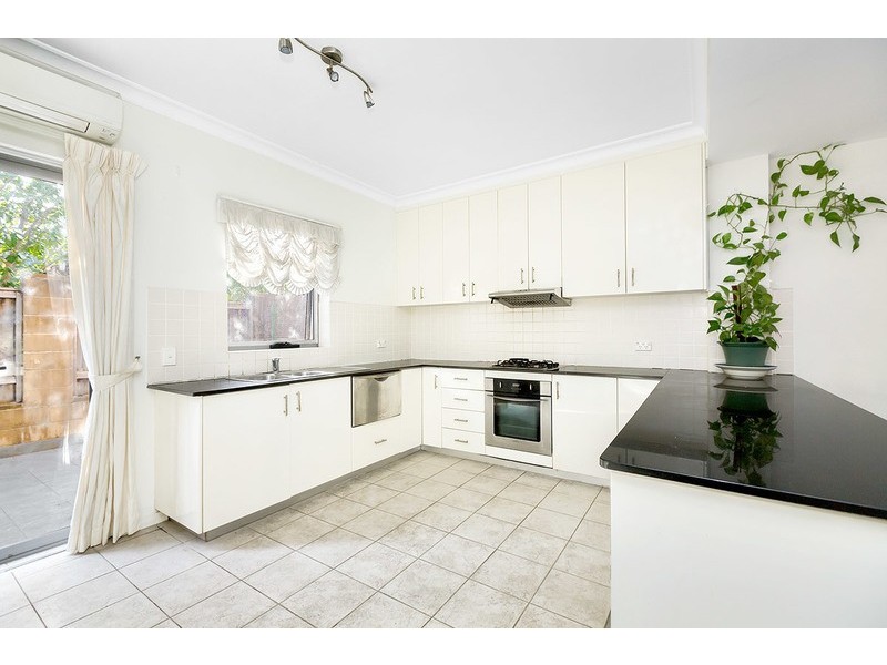 27/2-4 Sugar House Road, Canterbury NSW 2193