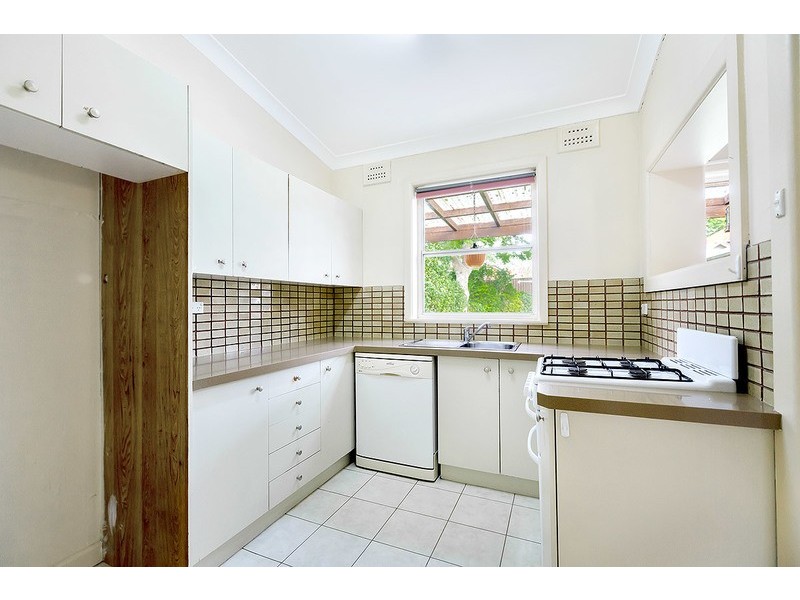 4 Bell Street, Concord NSW 2137