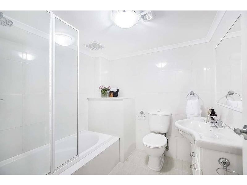 6/35-43 Penelope Lucas Lane, Rosehill NSW 2142