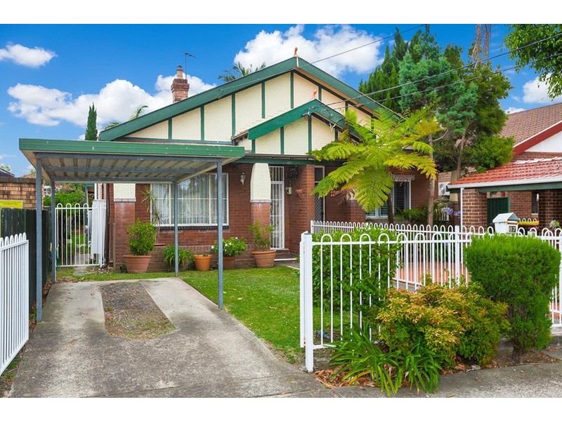 87 Seventh Avenue, Campsie NSW 2194
