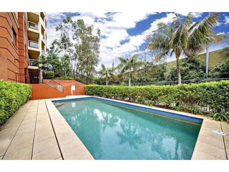 203/8 Wentworth Drive, Liberty Grove NSW 2138