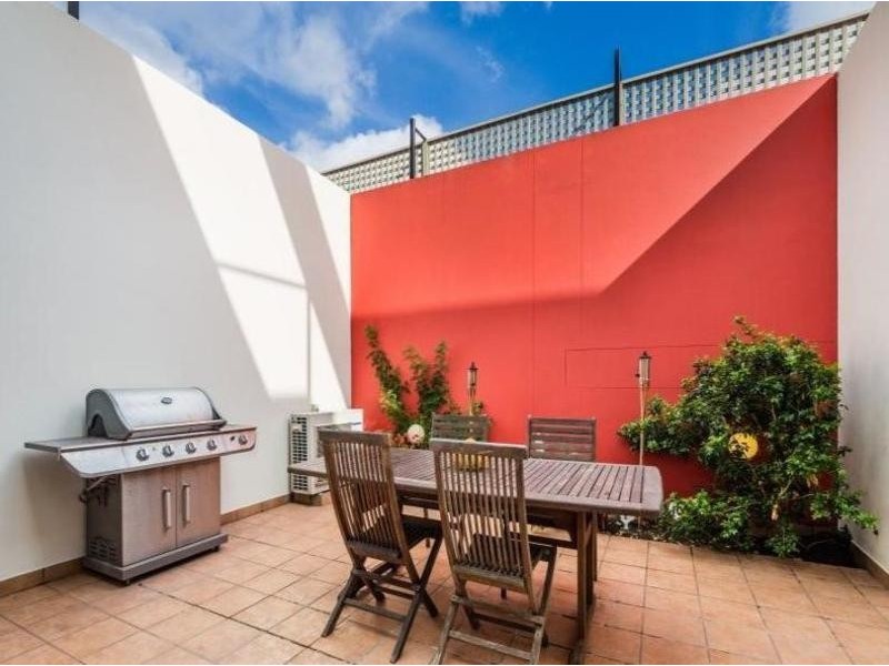 6/1-11 Brodrick Street, Camperdown NSW 2050
