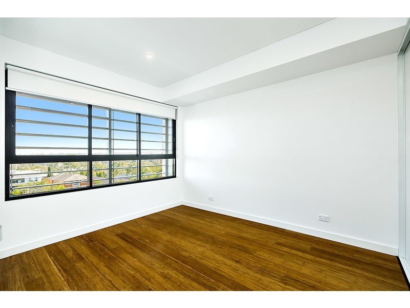 54/21 Bay Drive, Meadowbank NSW 2114