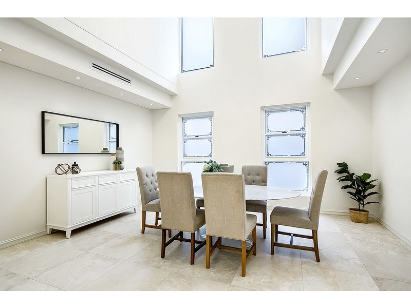 9 Kitchener Avenue, Earlwood NSW 2206