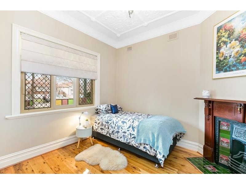 5 Service Avenue, Ashfield NSW 2131