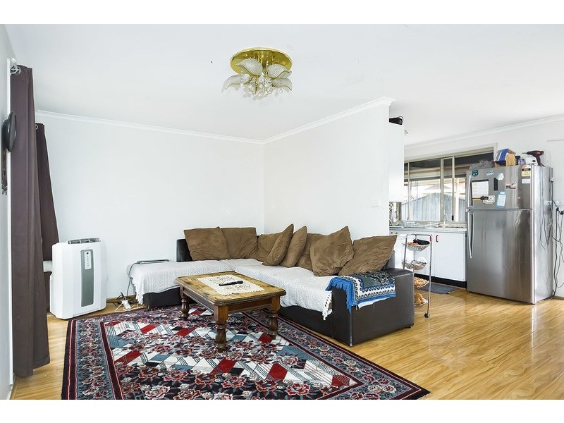 3 Ron Scott Circuit, Greenacre NSW 2190