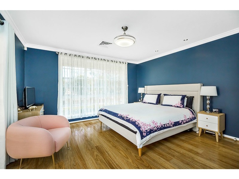 54 Bancroft Road, Abbotsbury NSW 2176