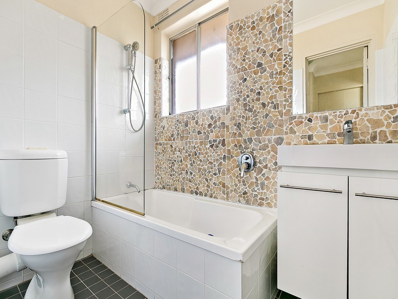 4/12 Rome Street, Canterbury NSW 2193