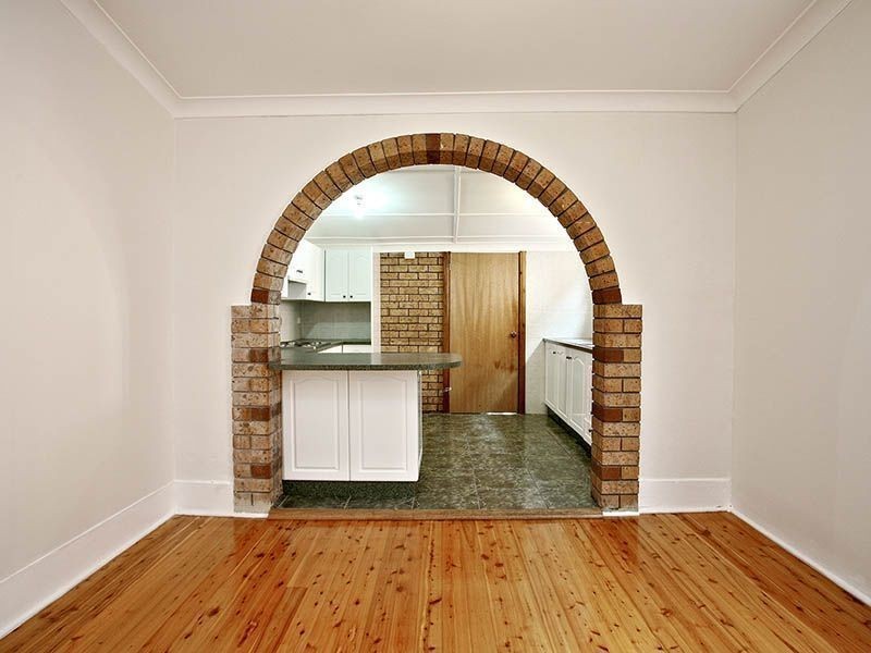 64 Frampton Avenue, Marrickville NSW 2204