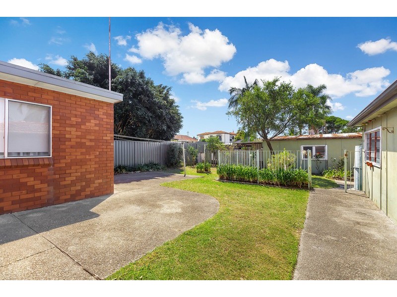 3 Elphinstone Street, Cabarita NSW 2137